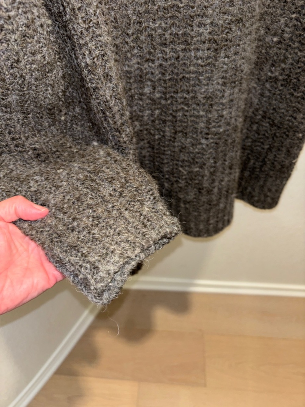 Anine Bing Charcoal Gray Textured V-Neck Cardigan - Picture 4 of 8